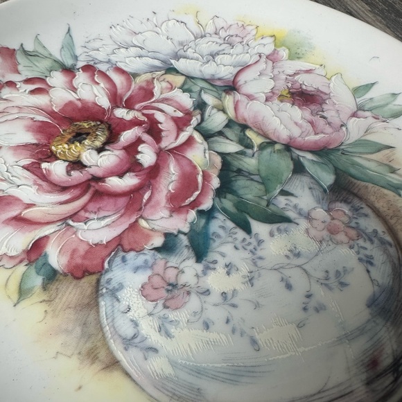 Floribunda Roses & Peonies Floral Plate Hand Decorated Embossed Flower Bouquet - Picture 6 of 10